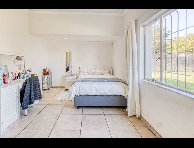 3 BEDROOM HOUSE FOR SALE IN SUNNYRIDGE